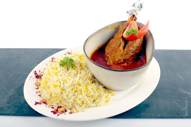 Photo spicy lamb shank with plane rice