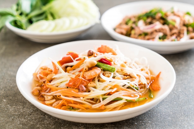 spicy papaya salad (Traditional Thai food) 