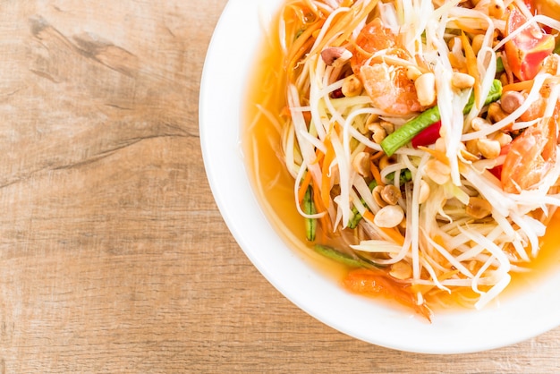 spicy papaya salad (Traditional Thai food) 