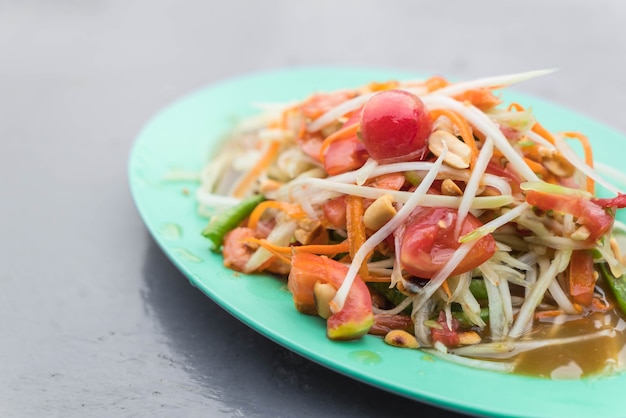 spicy papaya salad