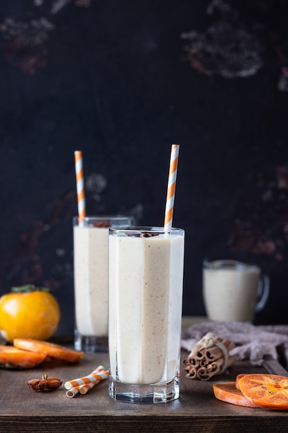 Spicy persimmon smoothie with cinnamon and anise