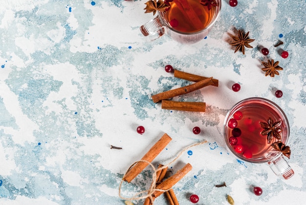 Spicy tea with cranberry, cinnamon and anise