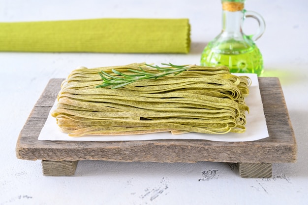 Spinach fettuccine with fresh rosemary