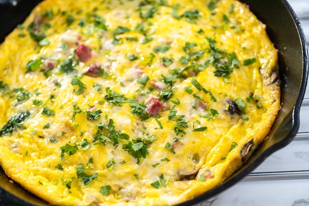 Spinach and ham frittata