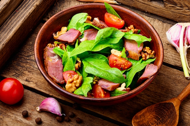 Spinach salad and sorrel