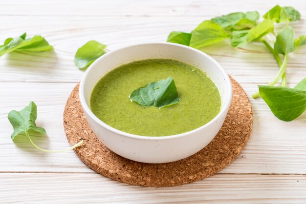 spinach soup bowl