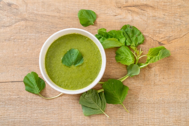 spinach soup bowl