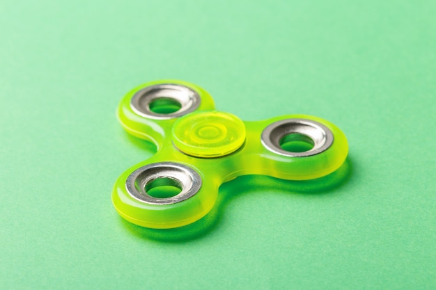 Spinner stress relieving toy