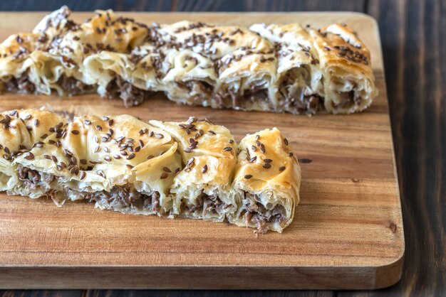 Torta fillo spirale con ripieno di vitello