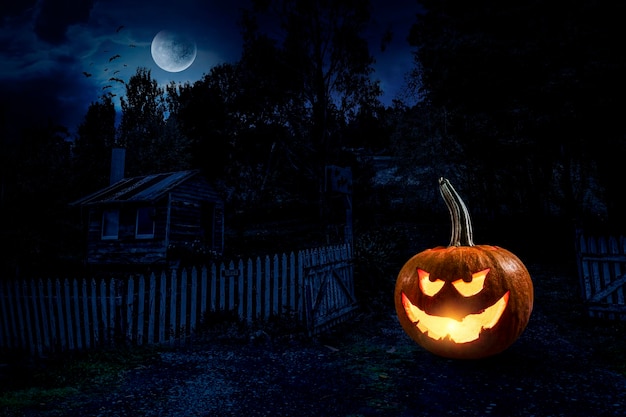 Жуткий и страшный образ Хэллоуина. Смешанная техника