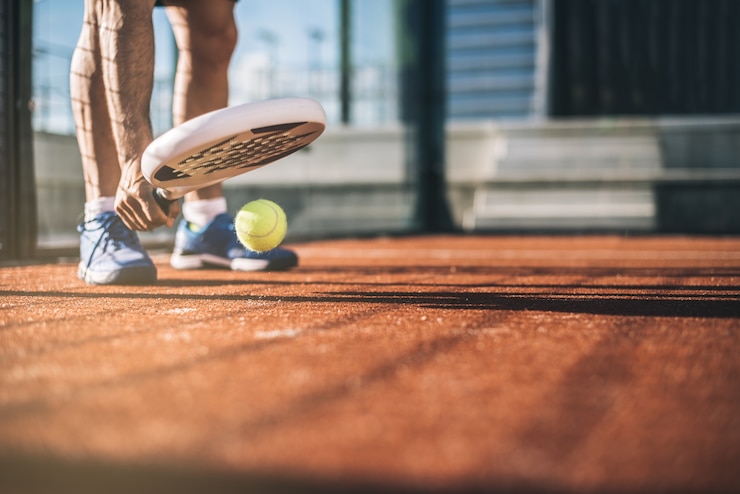 Sportman padelspel spelen