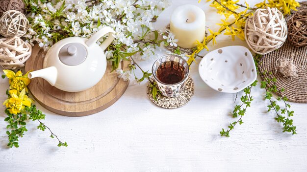 春の美しい背景春の花と組成。