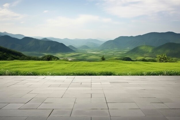 写真 スクエアフロアと緑の山の自然風景