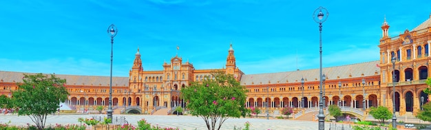 Square of the Spain is a square in the Maria Luisa Park in Sevi