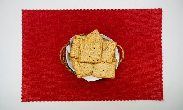 Square type crackers with salt