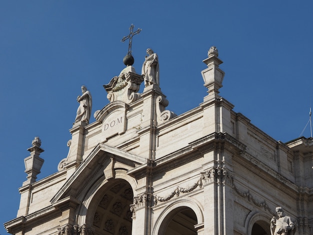 Photo ss annunziata church in turin