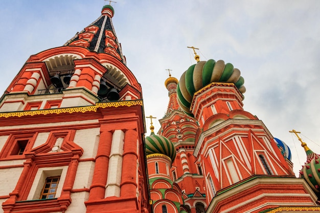 Foto cattedrale di san basilio sulla piazza rossa a mosca russia