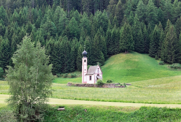 St Johann Chesurch, Santa Maddalena in Dolomit