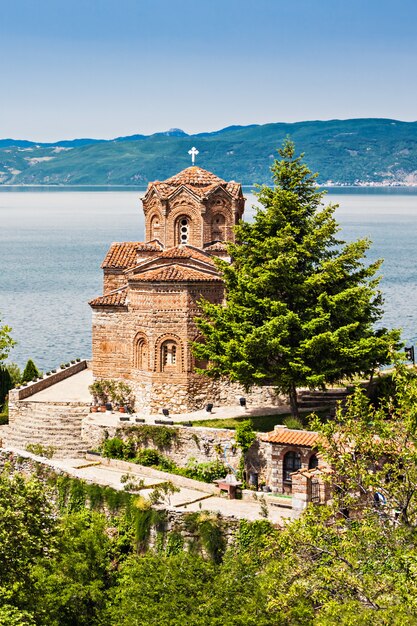 Ohrid 풍경에 세인트 존 교회