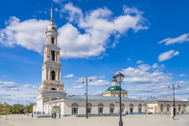 St John the Theologian Church in de oude Russische stad Kolomna op een zonnige lentedag