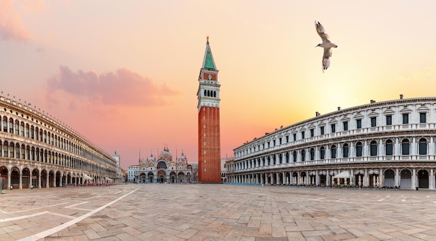 이탈리아 베니스(Venice)의 산 마르코 광장(St Mark's Square), 아름다운 아침 파노라마.