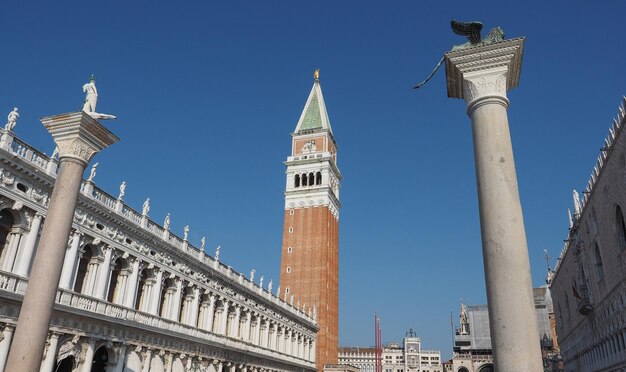 ヴェネツィアのサンマルコ広場