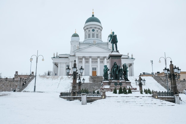 St. Nicholas Cathedral in de stad Helsinki in Finland in de winterdag