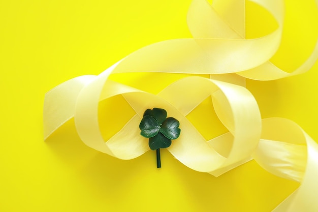 St patricks dag achtergrond Religieuze christelijke Ierse viering Boog met klavertje vier symbool van geluk