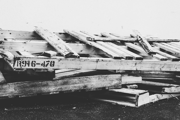 Photo stack of damaged pallets