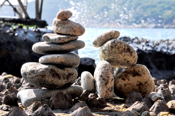 Photo stack of stones on beach