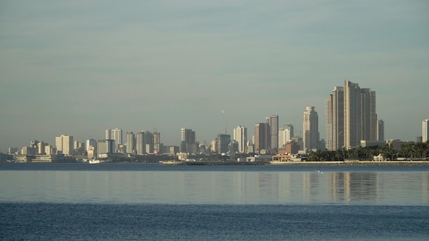 Stad met wolkenkrabbers en gebouwen Filipijnen Manilla Makati