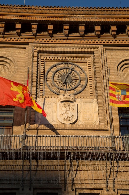 Stadhuisklok in Zaragoza, Spanje