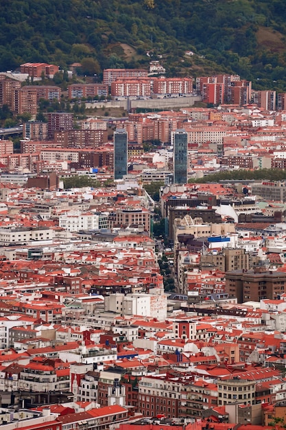 stadsgezicht en architectuur in Bilbao stad Spanje reisbestemming