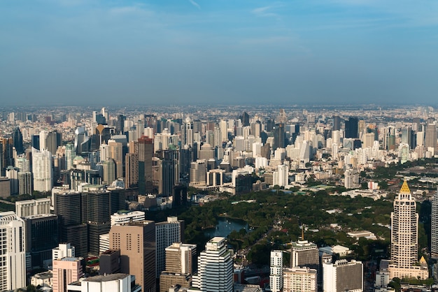 Stadsgezicht en skyline van de stad Bangkok, Thailand