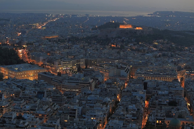 Stadsgezicht luchtfoto 's nachts Athene Griekenland