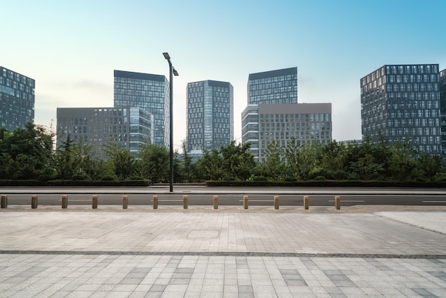 Stadsplein en moderne hoogbouw