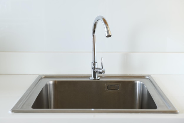 Photo stainless steel kitchen sink