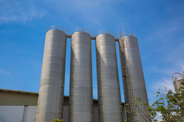 Stainless steel silos in the chemical industry