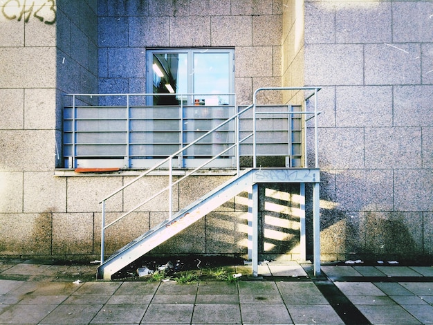 Photo stairs outside building