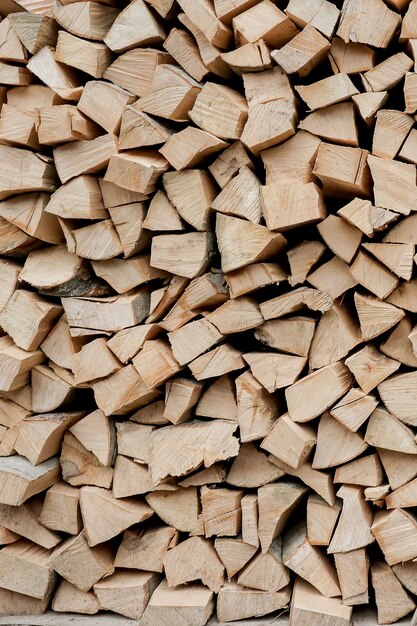 Stapels brandhout als achtergrond
