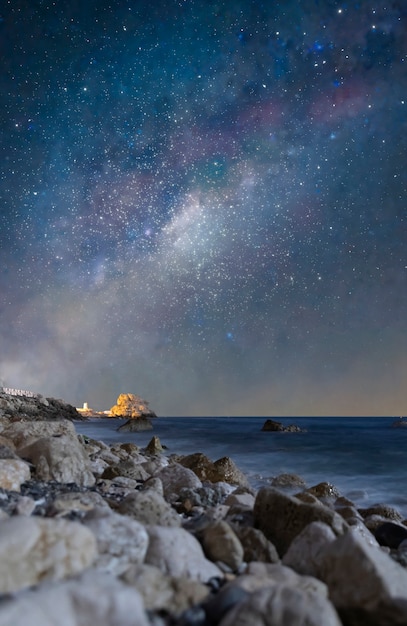 写真 ビーチのコラージュの星の空