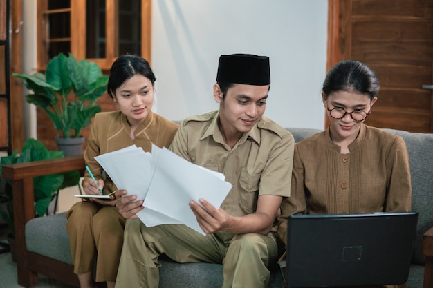 state officials or government worker having some meeting with colleague