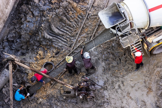 Photo static boring pile drilling engine from air pressure for the strength of foundations.