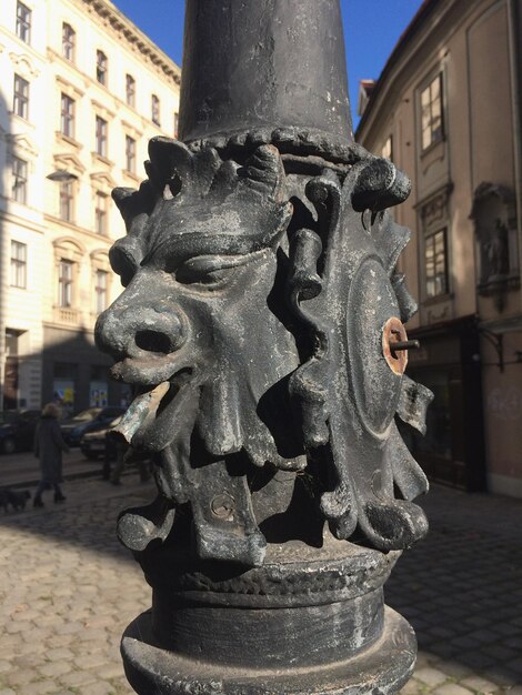 Foto statua di edificio storico