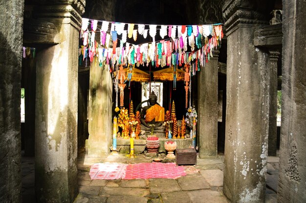 写真 寺院の像