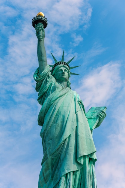 Primo Piano Della Corona E Del Fronte Della Statua Della Libertà a New York  Fotografia Stock - Immagine di città, orientale: 129022258