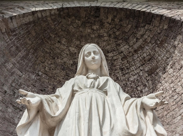 Photo statue of our lady