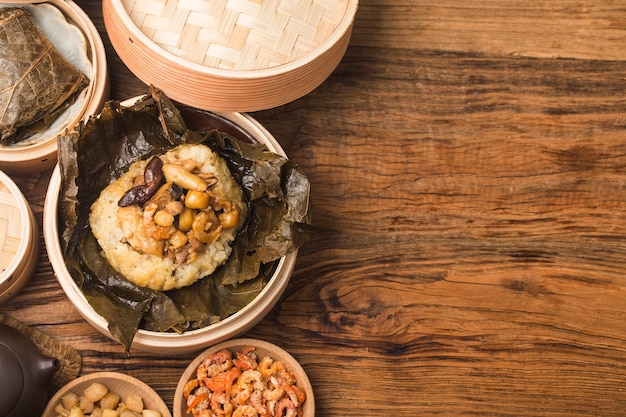 Steamed chicken with lotus leaf sticky rice