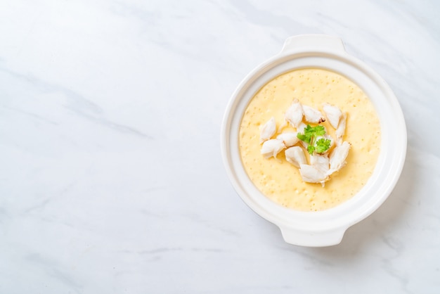 Photo steamed egg with crab