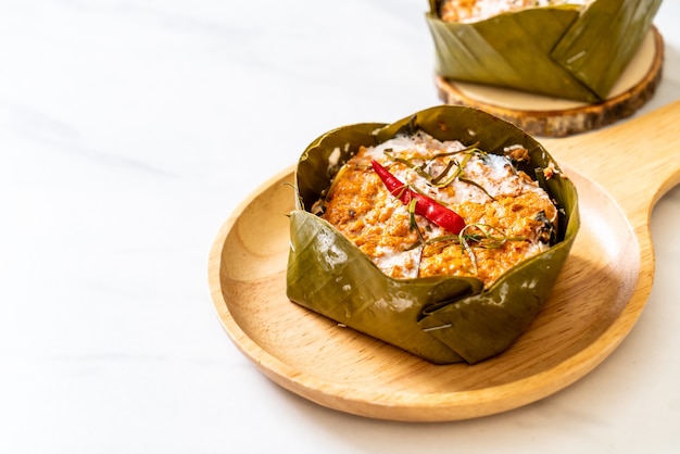 steamed fish with curry paste